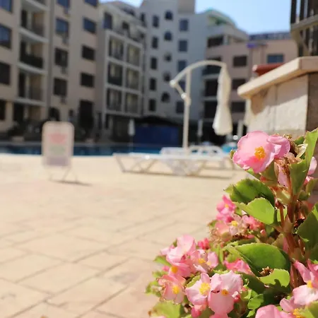 Menada Avalon Apartment *